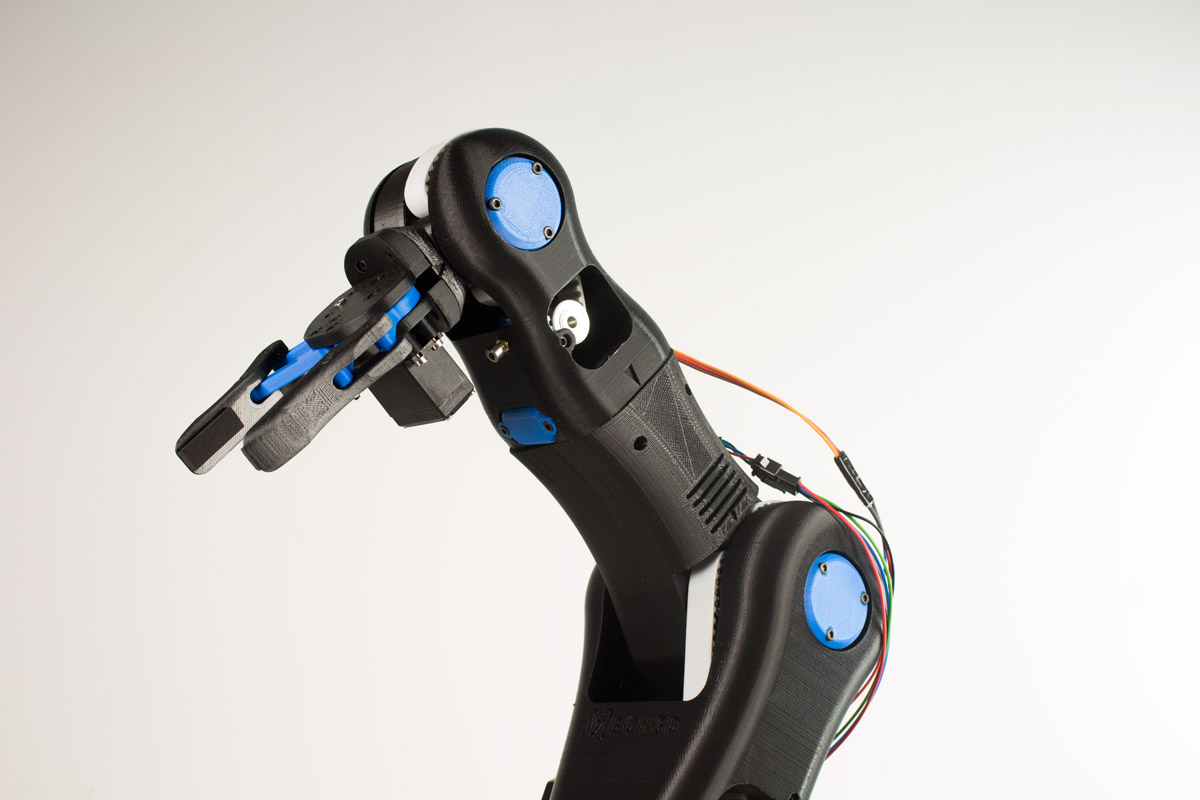 Bcn3d Moveo A Fully Open Source 3d Printed Robot Arm